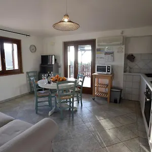 Casa Nel Vigneto Con Vista Mare Appartement Magomadas